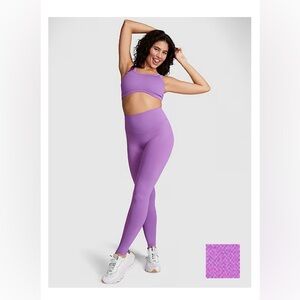 VS Pink Seamless Soft Contour Leggings NWT